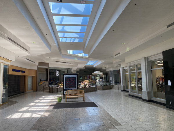 Lakeview Square Mall - May 29 2022